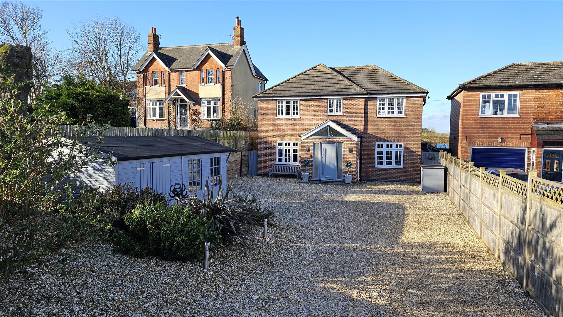Main Road, Barnstone