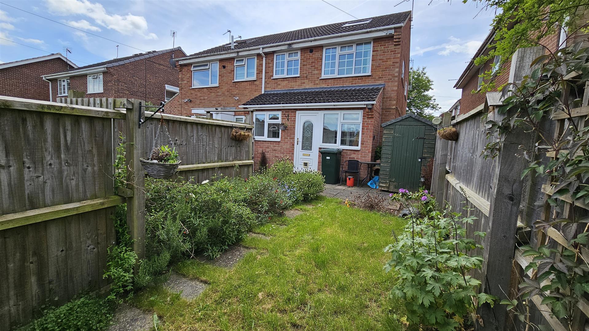 Milburn Grove, Bingham